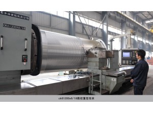 赤壁蒲圻起重機械加工設備車間。